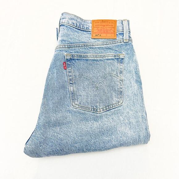 Levi's 501 Skinny Light Wash Denim Jeans Button Fly Capital Letters SIze 31 x 30 - Picture 1 of 9